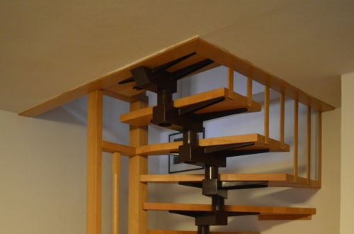 Schodiště točené buk