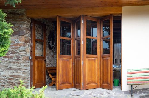 Výroba dveří z masivu