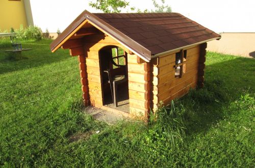Dětský zahradní domek